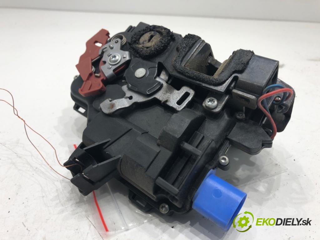SKODA FABIA II Kombi 2009 59 kW 1.4 TDI 1422 zámok dveře pravý zadní část 6Y0839016A