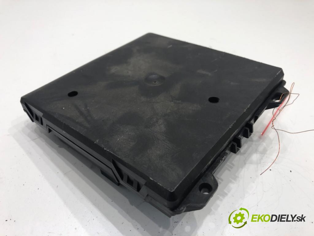 SKODA FABIA II Kombi 2009 59 kW 1.4 TDI 1422 Modul komfortu 6Q2937049F (Modul komfortu)