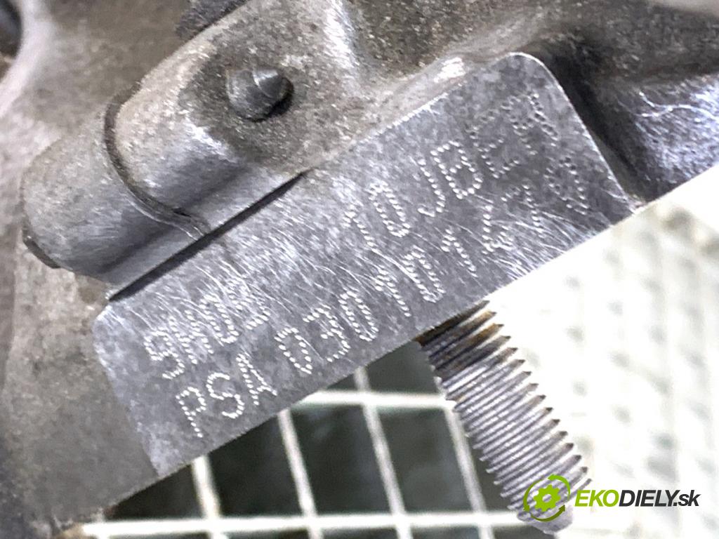 PEUGEOT 3008 nadwozie wielkoprzestrzenne (MPV) 2011 82 kW 1.6 HDi 1560 Motor 9HR (Motor)