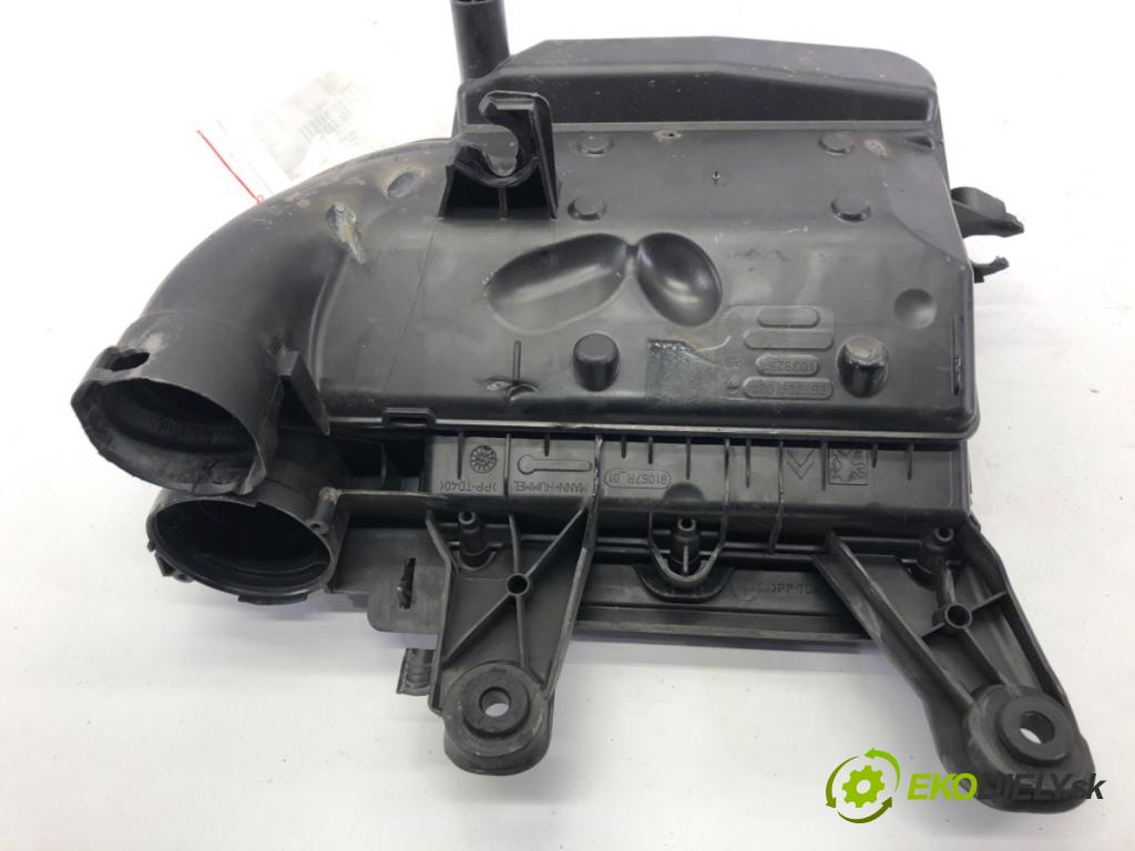 PEUGEOT 3008 nadwozie wielkoprzestrzenne (MPV) 2011 82 kW 1.6 HDi 1560 obal filtra vzduchu 9673061080 (Kryty filtrů)