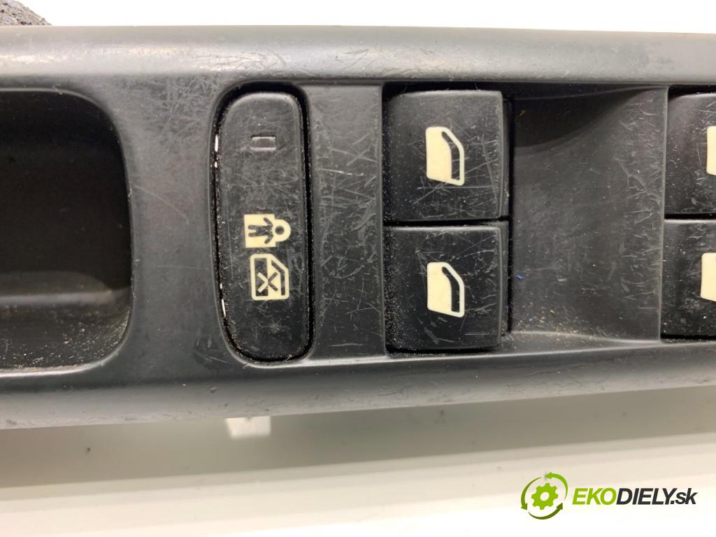 PEUGEOT 3008 nadwozie wielkoprzestrzenne (MPV) 2011 82 kW 1.6 HDi 1560 Prepínač okien 96650621ZD (Prepínacie páčky pod volantom)