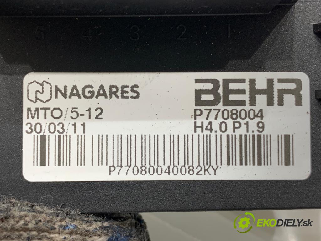 PEUGEOT 3008 nadwozie wielkoprzestrzenne (MPV) 2011 82 kW 1.6 HDi 1560 odpor rezistor topení vzduchu P7708004 (Odpory topení)