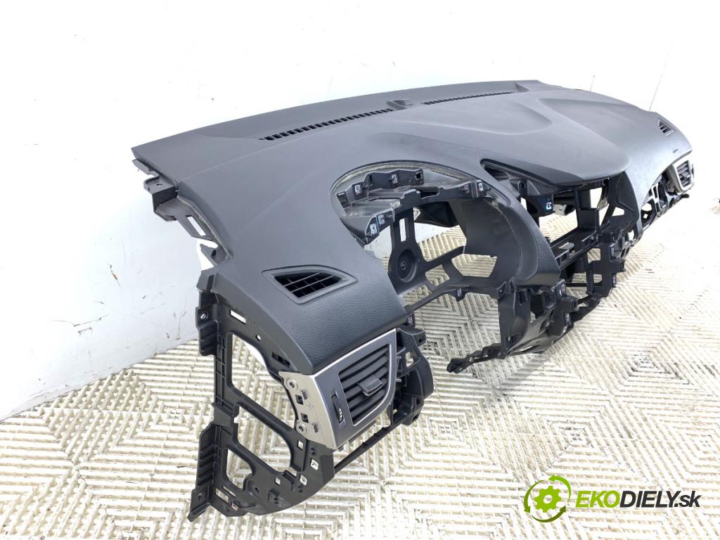 HYUNDAI i30 liftback 2015 81 kW 1.6 CRDi 1582 Palubná doska silentbloku pasy 84720A6000