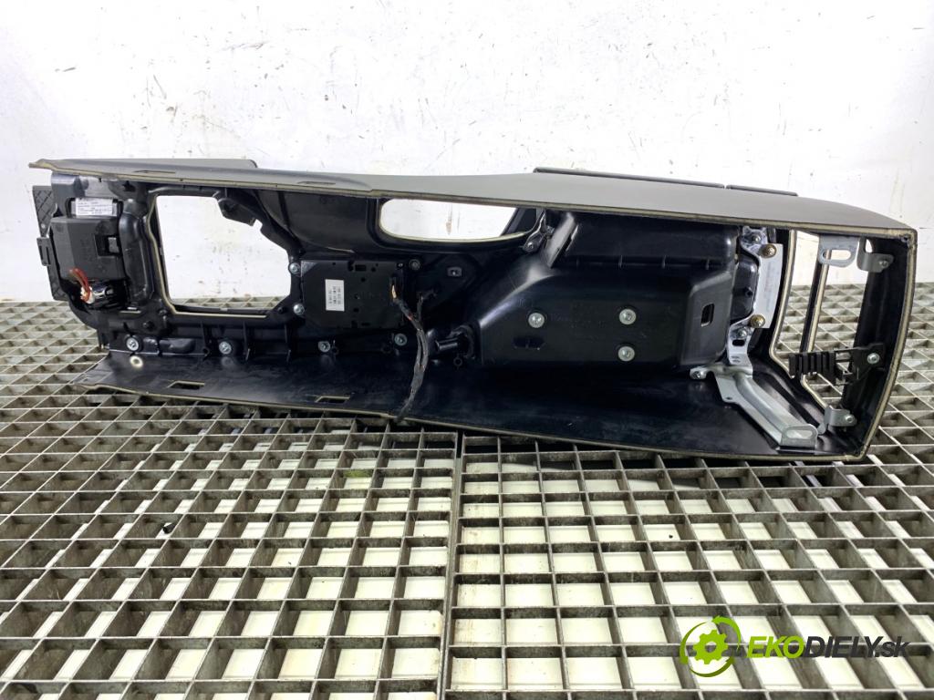 BMW E60 sedan 2005 130 kW 520 d 1995 Tunel stredový 7034086 (Stredový tunel)
