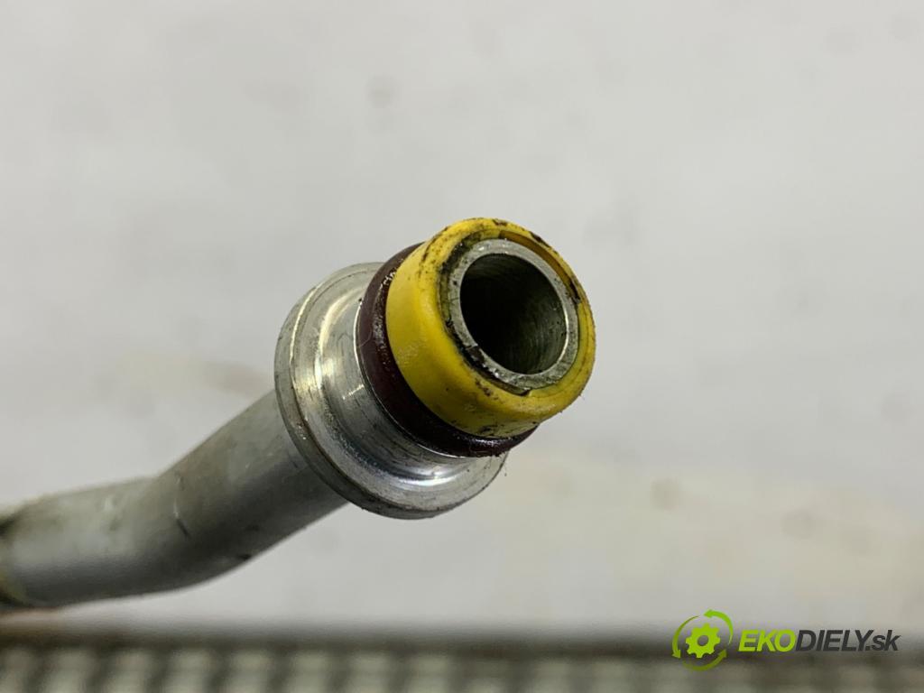 BMW E60 sedan 2005 130 kW 520 d 1995 rúrka klimatizácie  (Rúrka klimatizácie)