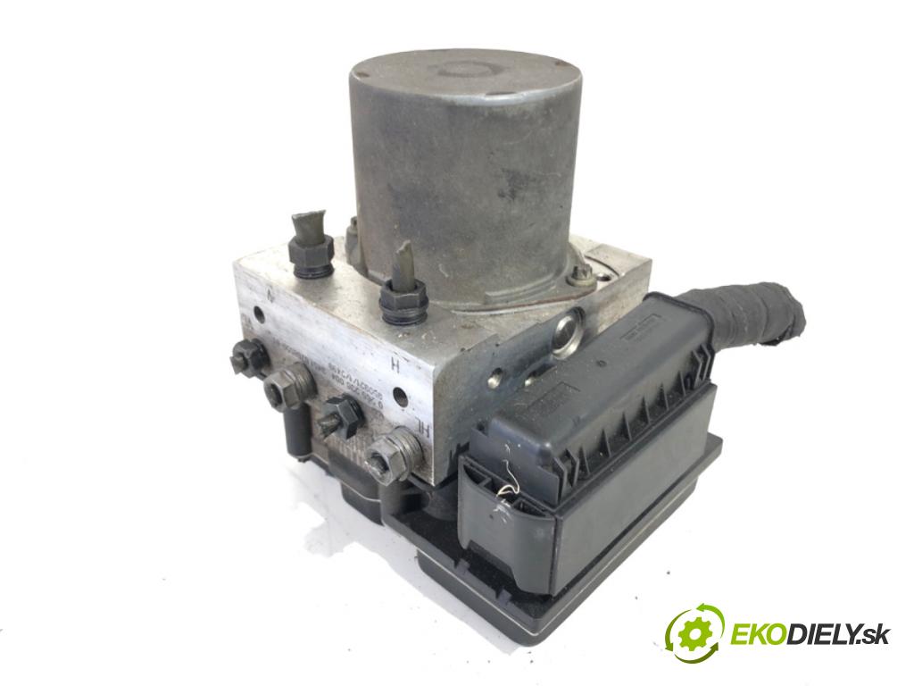 BMW E60 sedan 2005 130 kW 520 d 1995 Pumpa ABS 6774848 (Pumpa ABS)