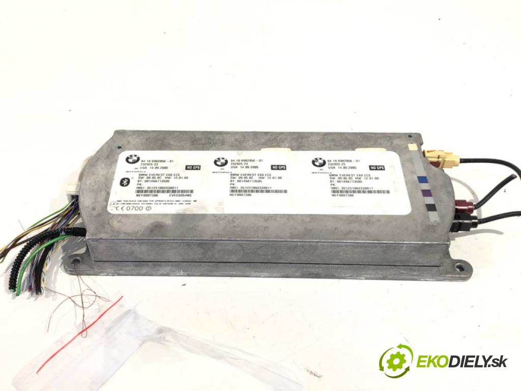 BMW E60 sedan 2005 130 kW 520 d 1995 modul BLUETOOTH 6982056 (Ostatní)