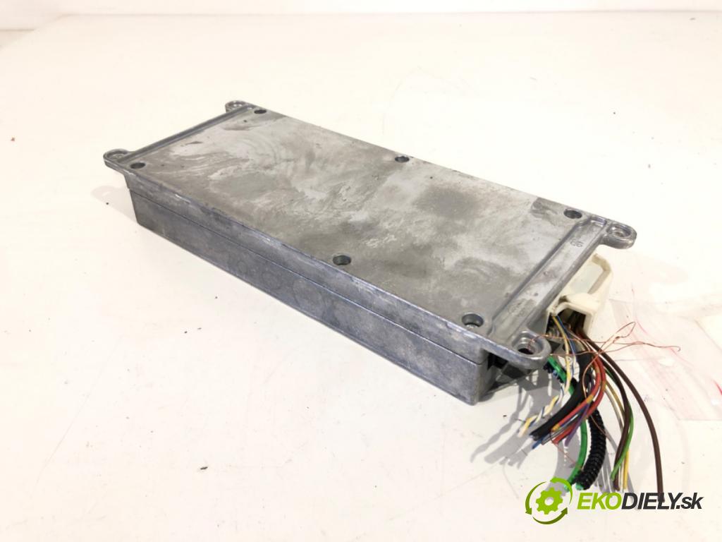BMW E60 sedan 2005 130 kW 520 d 1995 modul BLUETOOTH 6982056 (Ostatní)