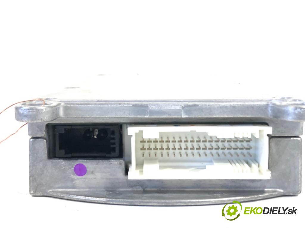 BMW E60 sedan 2005 130 kW 520 d 1995 modul BLUETOOTH 6982056 (Ostatní)