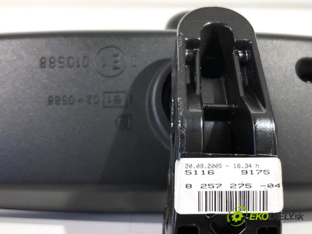 BMW E60 sedan 2005 130 kW 520 d 1995 zpětné zrcátko vnitřní 8257275 (Světla vnitřní)