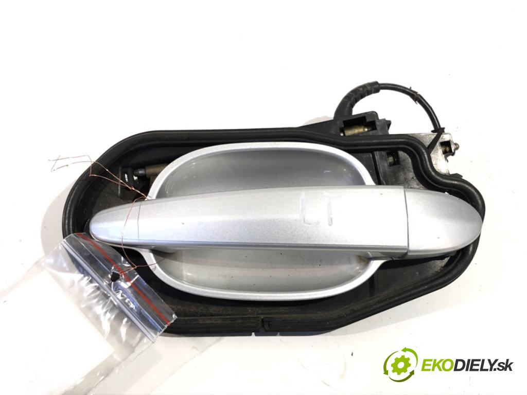 BMW E60 sedan 2005 130 kW 520 d 1995 Kľučka vonkajšia ľavy zad 7034543