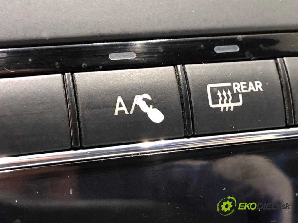 MERCEDES-BENZ W212 sedan 2012 150 kW E 250 CDI / BlueTEC (212.003, 212.004) 2143 Panel ovládania kúrenia A2129008711 (Prepínacie páčky pod volantom)