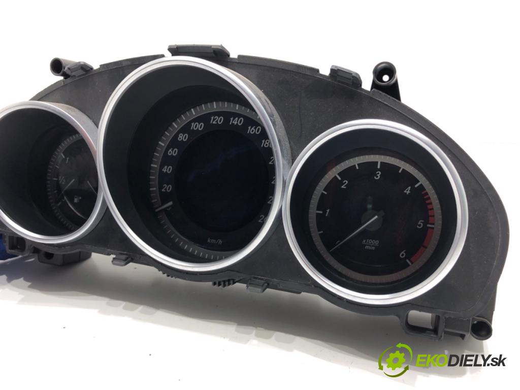 MERCEDES-BENZ W212 sedan 2013 150 kW E 250 CDI / BlueTEC 4-matic (212.082, 212.097) 2143 Prístrojovka A2129000425 (Prístrojová doska)