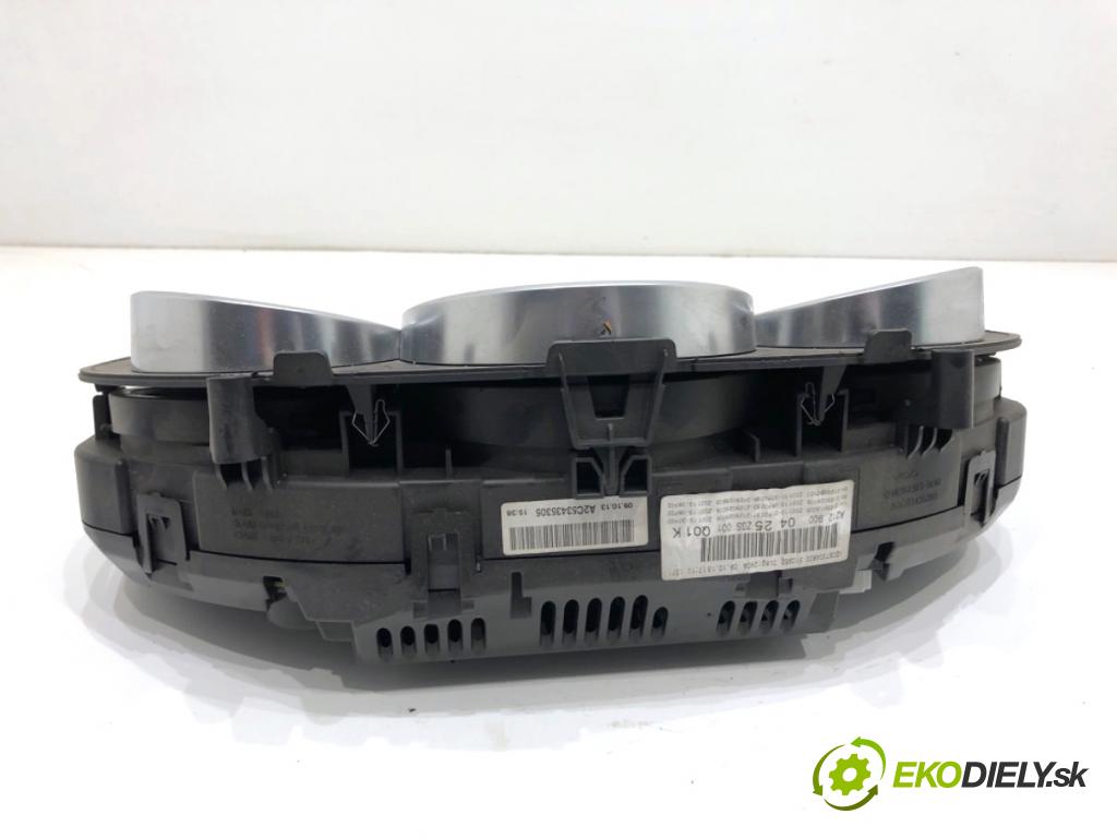 MERCEDES-BENZ W212 sedan 2013 150 kW E 250 CDI / BlueTEC 4-matic (212.082, 212.097) 2143 Prístrojovka A2129000425 (Prístrojová doska)