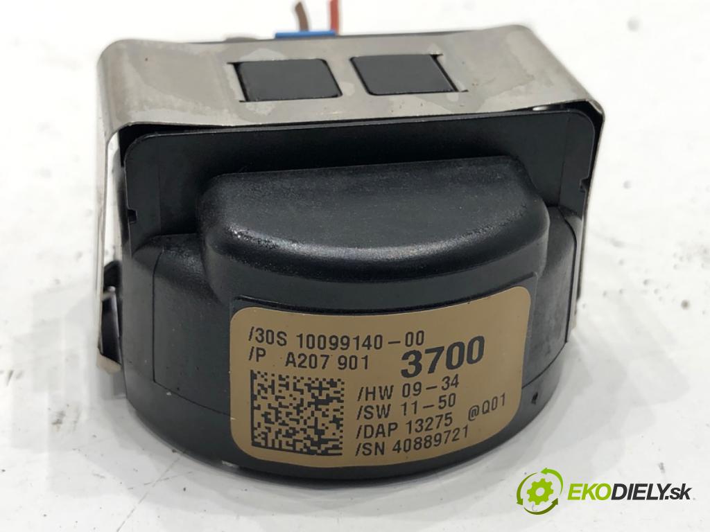 MERCEDES-BENZ W212 sedan 2013 150 kW E 250 CDI / BlueTEC 4-matic (212.082, 212.097) 2143 Snímač dažďa A2079013700 (Snímač dažďa)