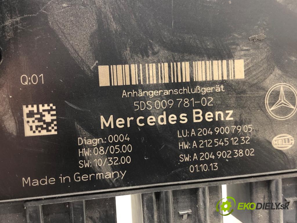 MERCEDES-BENZ W212 sedan 2013 150 kW E 250 CDI / BlueTEC 4-matic (212.082, 212.097) 2143 Modul ťažného oka A2049007905 (Riadiaca jednotka ostatné)