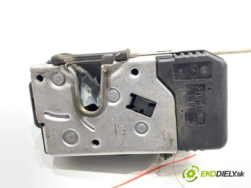 OPEL MERIVA A nadwozie wielkoprzestrzenne (MPV) 2006 74 kW 1.7 CDTI (E75) 1686 zámok dveře pravý přední část 13154792