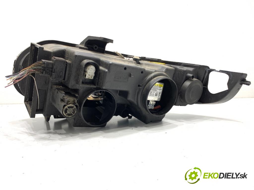 SAAB 45174 Kombi 2009 154 kW 2.3 t BioPower 2290 světlomet pravý přední část XENON