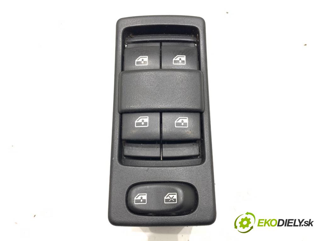 SAAB 45174 Kombi 2009 154 kW 2.3 t BioPower 2290 Prepínač okien 12780693 (Prepínacie páčky pod volantom)