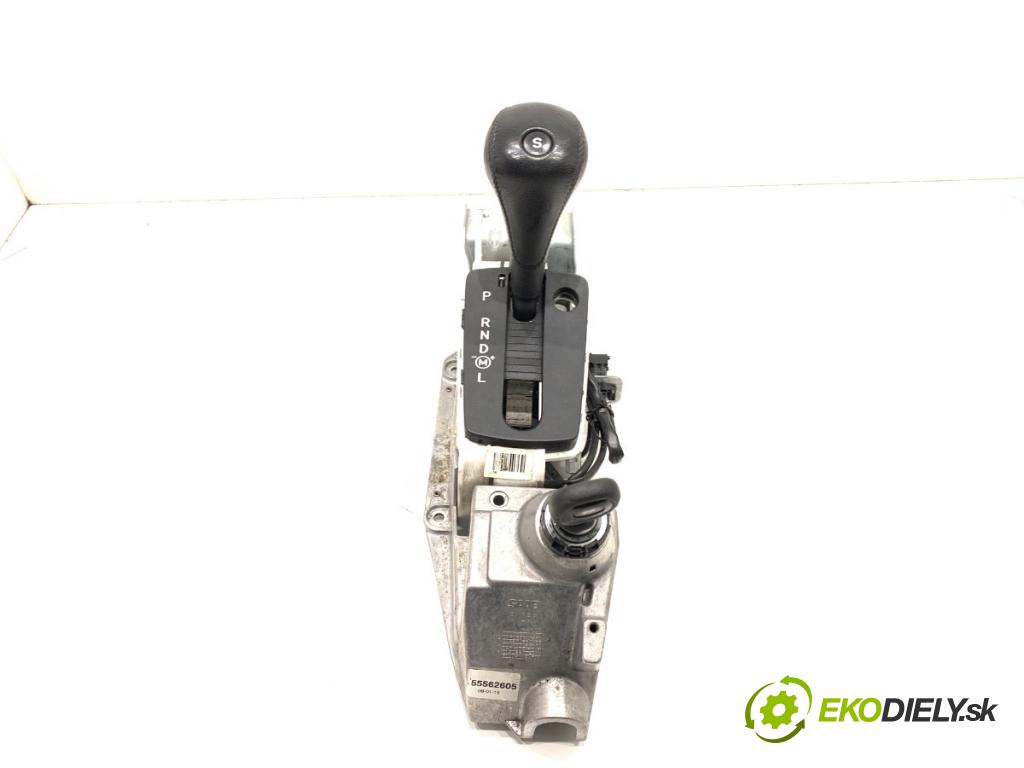 SAAB 45174 Kombi 2009 154 kW 2.3 t BioPower 2290 kulisa 55562605 (Rýchlostné páky / kulisy)
