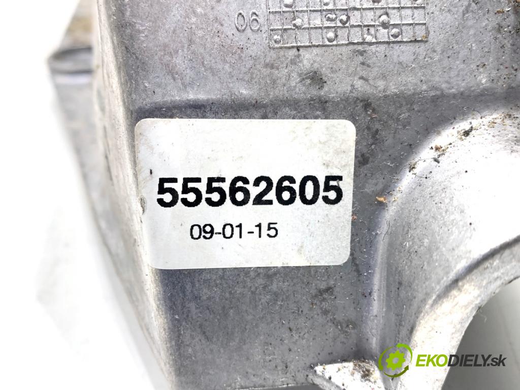 SAAB 45174 Kombi 2009 154 kW 2.3 t BioPower 2290 kulisa 55562605 (Rýchlostné páky / kulisy)