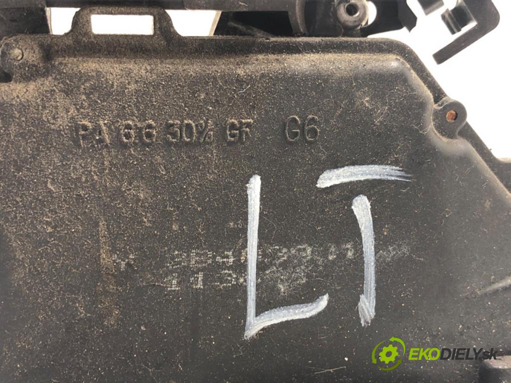 SEAT LEON I liftback 2001 77 kW 1.6 16 V 1598 zámok dveře levý zadní část