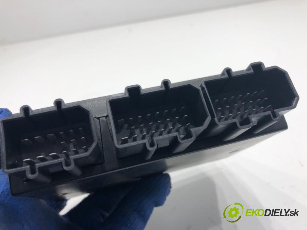 SEAT LEON I liftback 2001 77 kW 1.6 16 V 1598 Modul komfortu 1C0959799E (Modul komfortu)