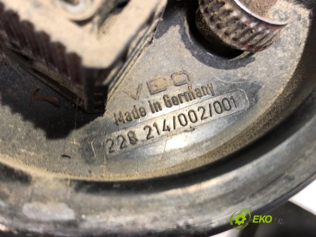 BMW E46 sedan 1998 100 kW 320 d 1951 pumpa paliva 228214