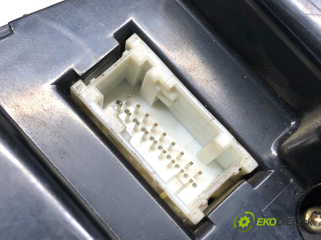 BMW E46 sedan 1998 100 kW 320 d 1951 Prístrojovka 6906884 (Prístrojová doska)