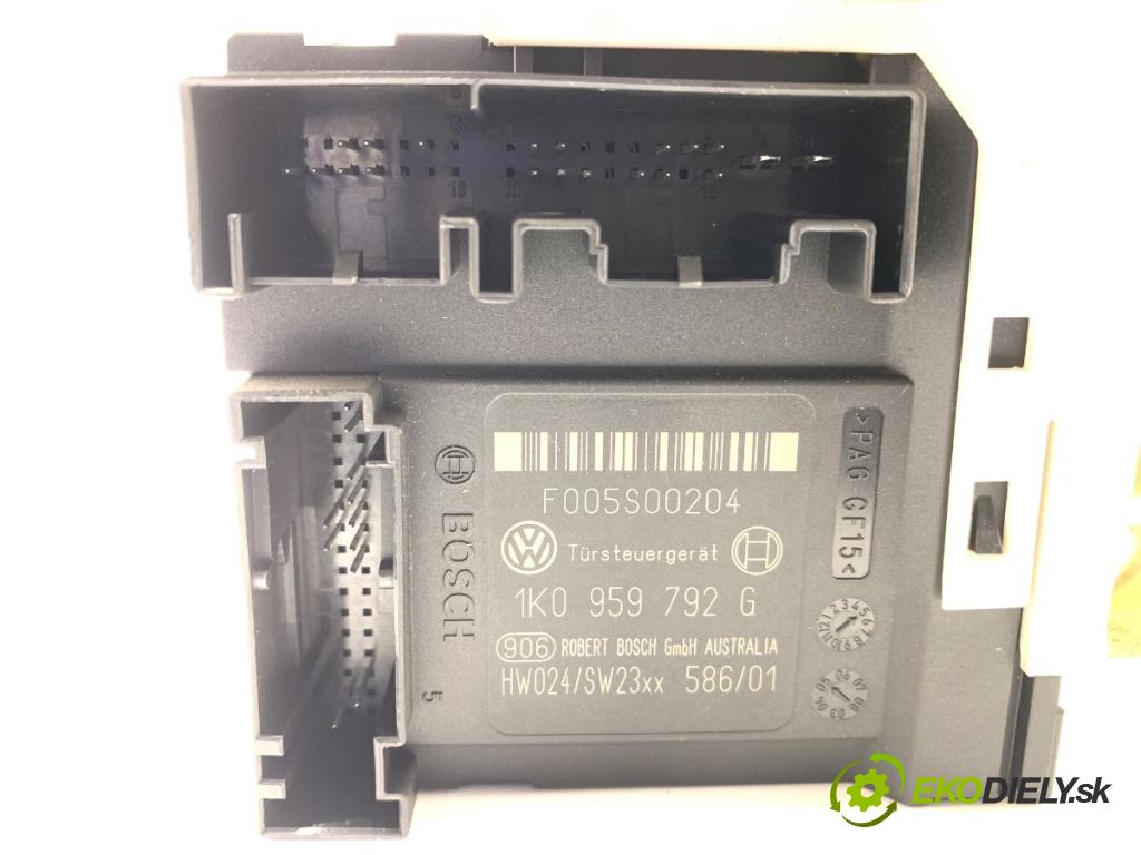 VW PASSAT B6 sedan 2005 77 kW 1.9 TDI 1896 motor sťahovaní okna levý přední část 1K0959792G