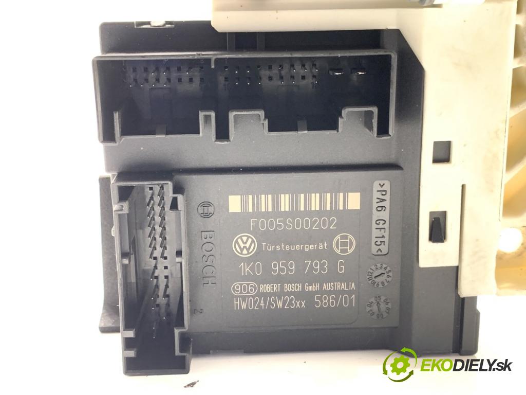 VW PASSAT B6 sedan 2005 77 kW 1.9 TDI 1896 motor sťahovaní okna pravý přední část 1K0959793G