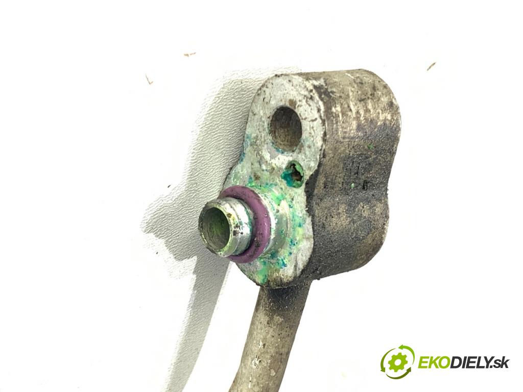 VW PASSAT B6 sedan 2005 77 kW 1.9 TDI 1896 rúrka klimatizácie  (Rúrka klimatizácie)