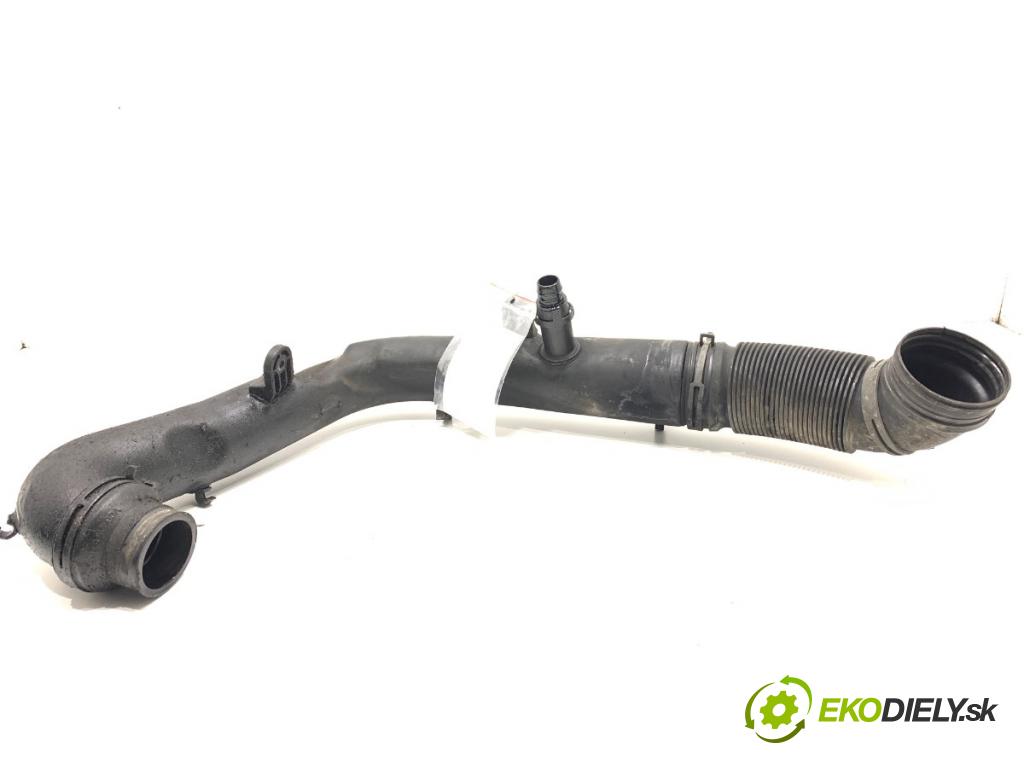 VW PASSAT B6 sedan 2005 77 kW 1.9 TDI 1896 Rúra turba 1K0129654A