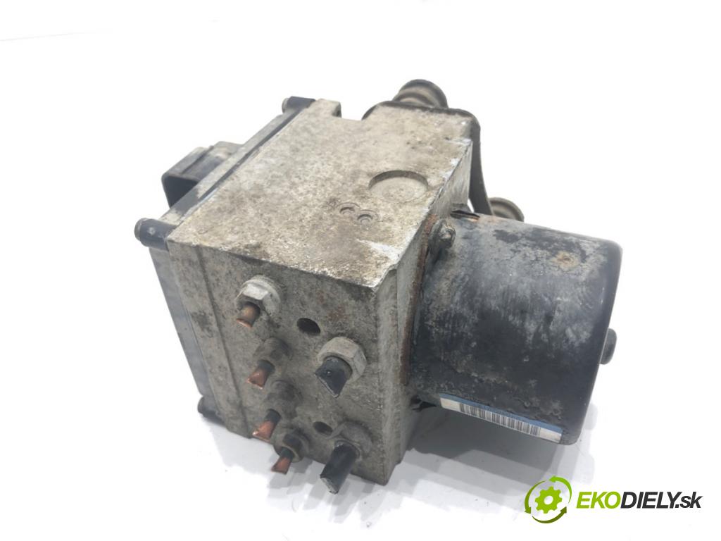 VW PASSAT B6 sedan 2005 77 kW 1.9 TDI 1896 Pumpa ABS 3C0614095M (Pumpa ABS)