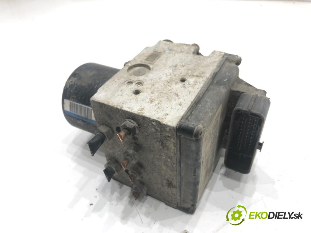 VW PASSAT B6 sedan 2005 77 kW 1.9 TDI 1896 Pumpa ABS 3C0614095M (Pumpa ABS)