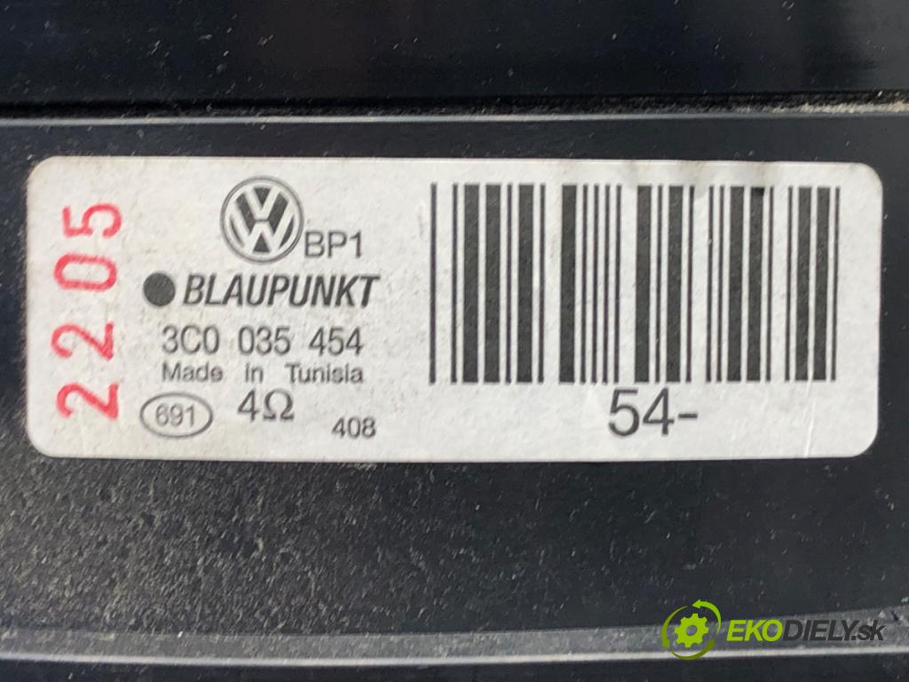 VW PASSAT B6 sedan 2005 77 kW 1.9 TDI 1896 reproduktory 3C0035454 3C0035453