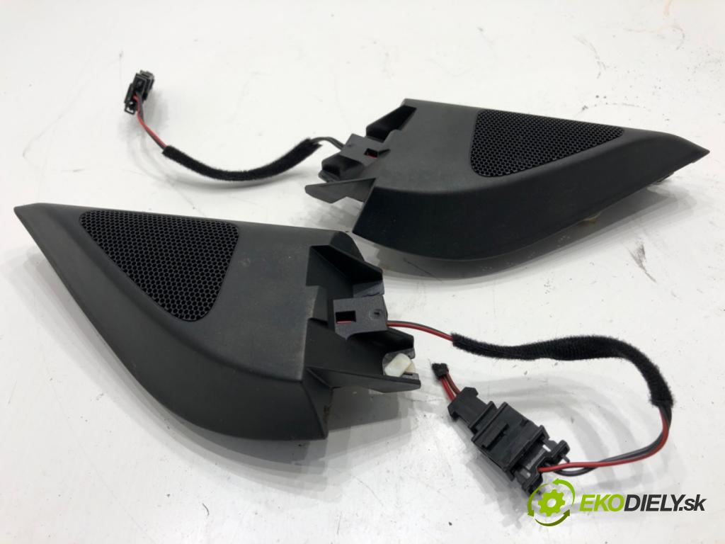 VW PASSAT B6 sedan 2005 77 kW 1.9 TDI 1896 reproduktory 3C0035454 3C0035453