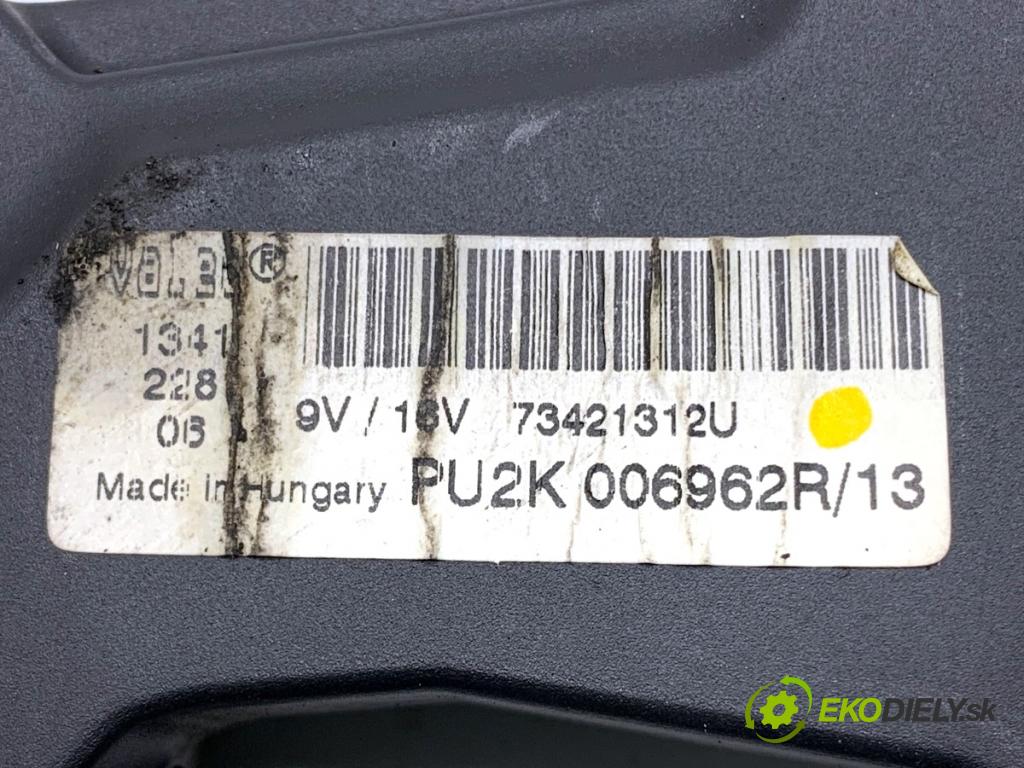 OPEL SIGNUM liftback 2006 110 kW 1.9 CDTI (F48) 1910 odpor rezistor topení vzduchu 73421312U (Odpory topení)