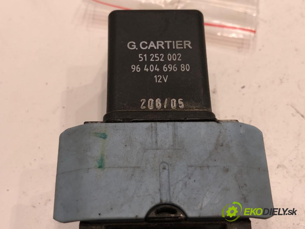 CITROEN C4 I liftback 2005 66 kW 1.6 HDi 1560 relé sviečok žhavenia  (Relé)