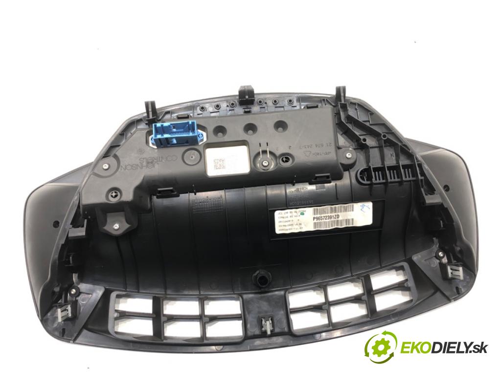 CITROEN C4 I liftback 2005 66 kW 1.6 HDi 1560 Prístrojovka P96572391ZD (Prístrojová doska)