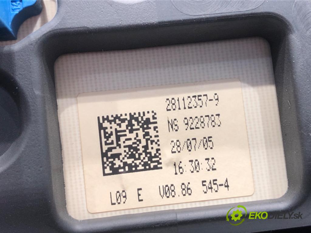 CITROEN C4 I liftback 2005 66 kW 1.6 HDi 1560 Prístrojovka P96572391ZD (Prístrojová doska)