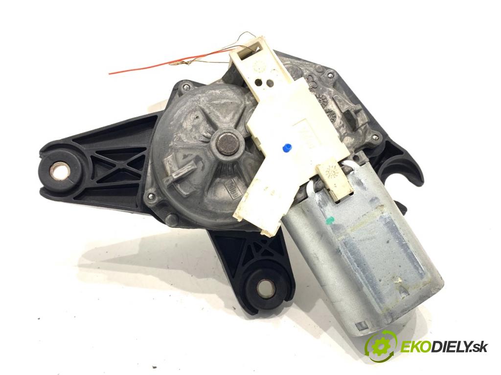 NISSAN MICRA K12 liftback 2003 65 kW 1.4 16V 1386 motor stěračů zadní část