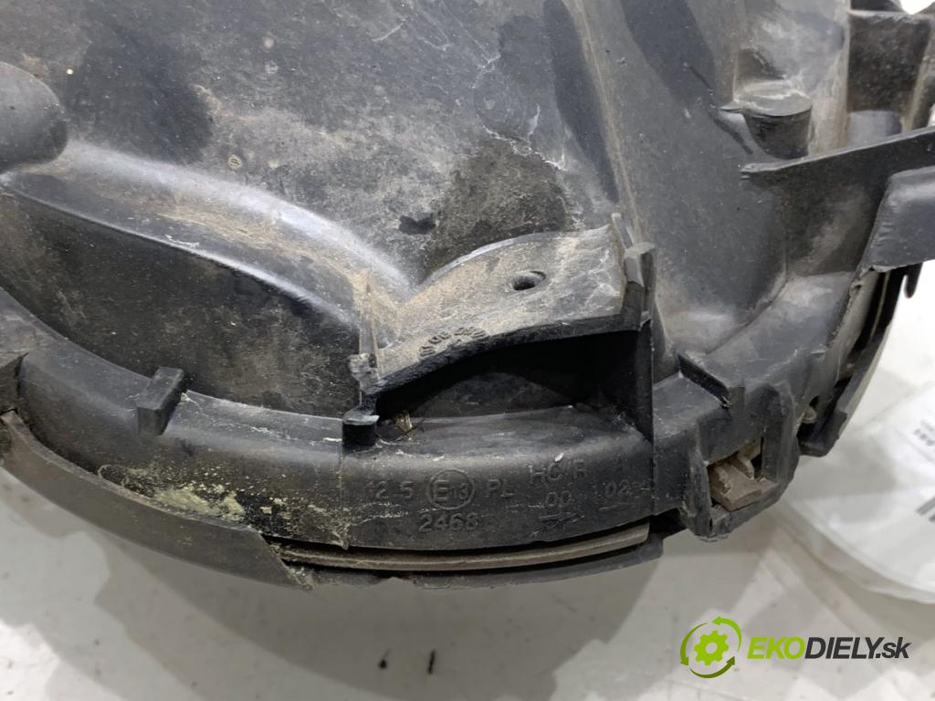 NISSAN MICRA K12 liftback 2003 65 kW 1.4 16V 1386 světlomet levý přední část