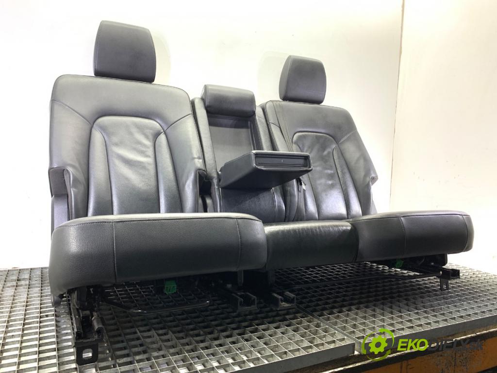 AUDI Q7 4L SUV 2015 200 kW 3.0 TFSI quattro 2995 Sedadlo druhý rad