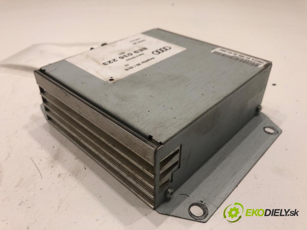 AUDI A4 B6 Kombi 2003 75 kW 1.6 1595 Zosilňovač 8E9035223 (Zosilňovač)