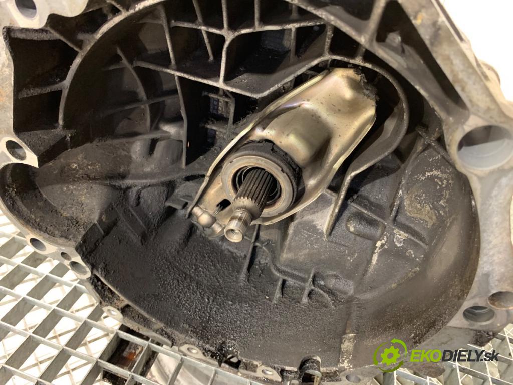 AUDI A4 B6 Kombi 2003 75 kW 1.6 1595 převodovka CBK (Převodovky)