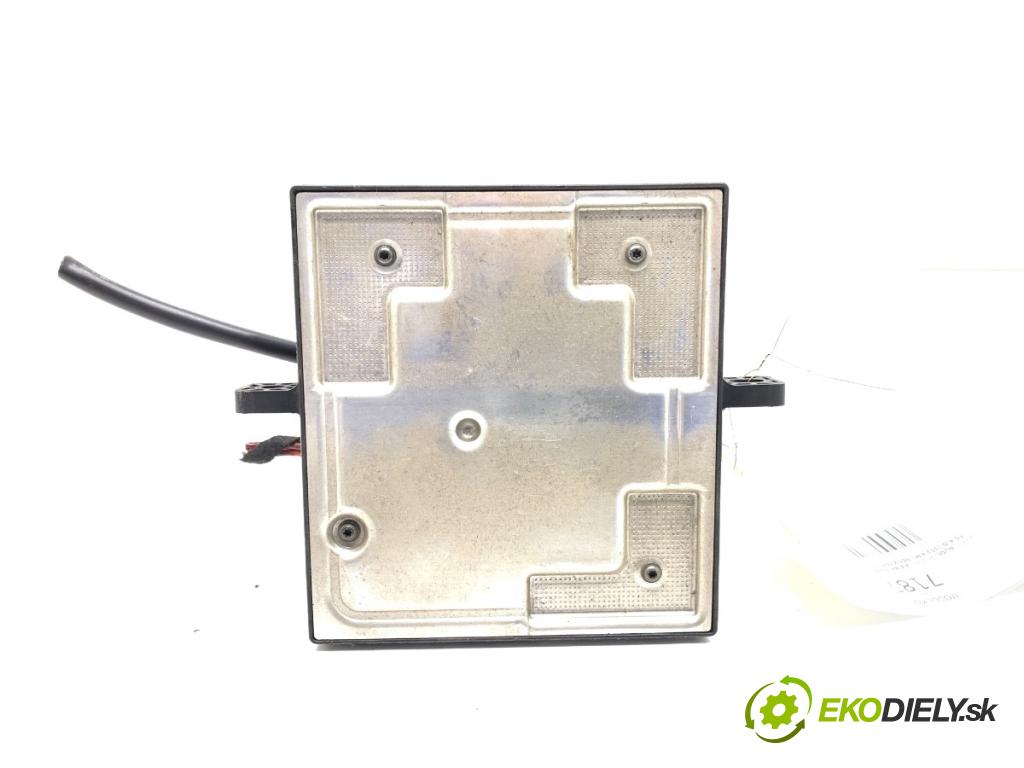 AUDI A4 B6 Kombi 2003 75 kW 1.6 1595 Modul komfortu 8E0907279C (Modul komfortu)