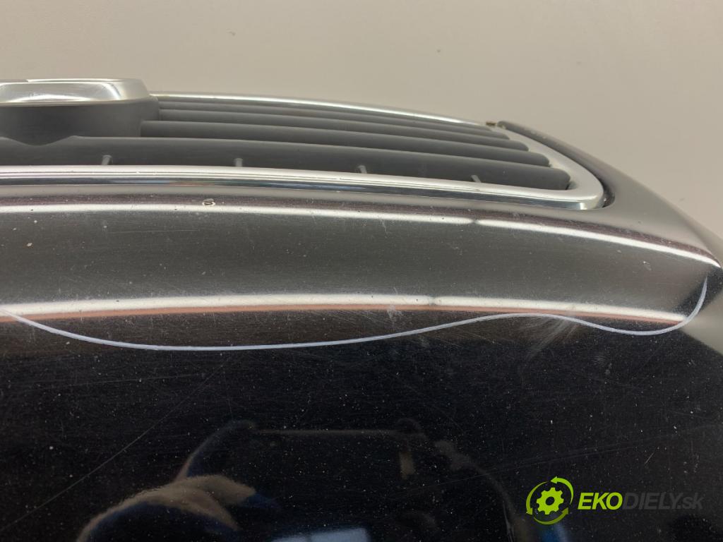 AUDI A4 B6 Kombi 2003 75 kW 1.6 1595 Kapota  (Kapota)
