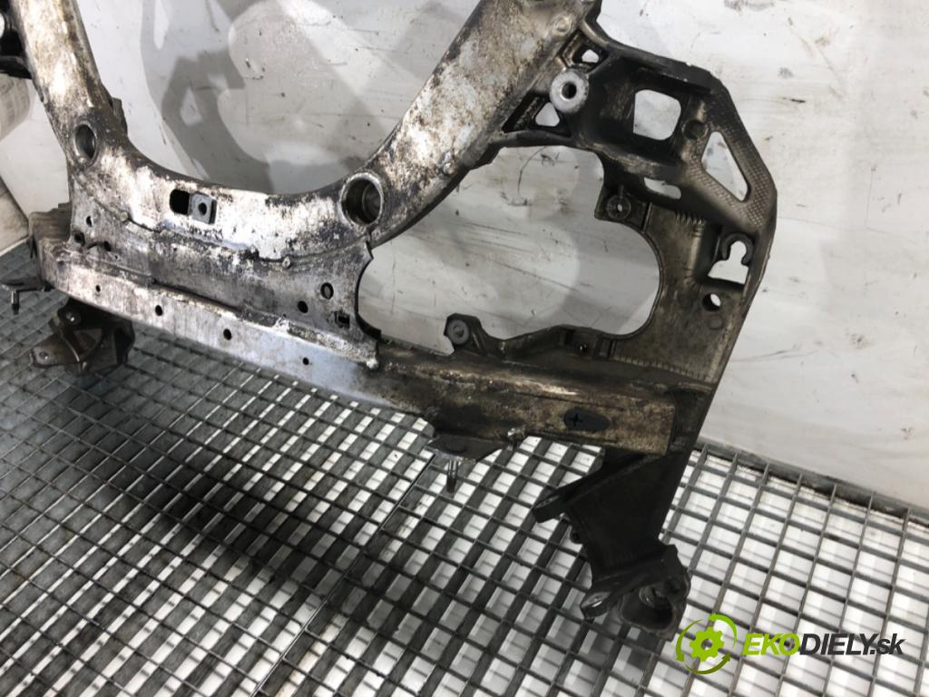 BMW E64 kabriolet 2005 190 kW 630 i 2996 výztuha pod motor  (Výztuhy přední)