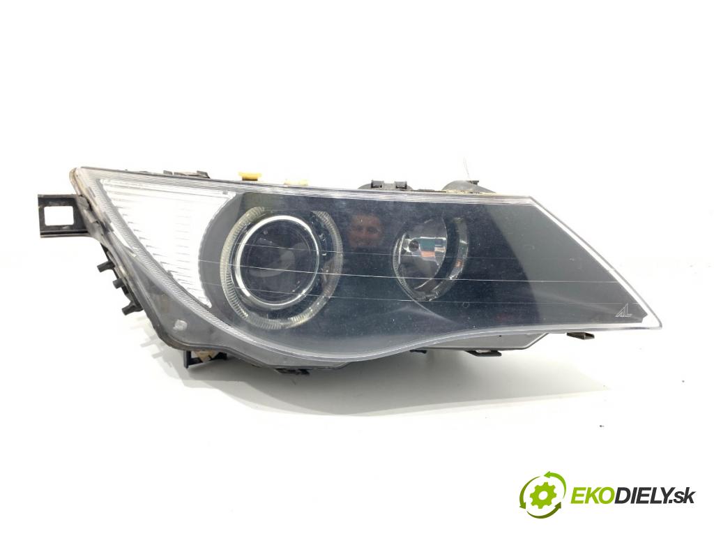 BMW E64 kabriolet 2005 190 kW 630 i 2996 světlomet pravý přední část 